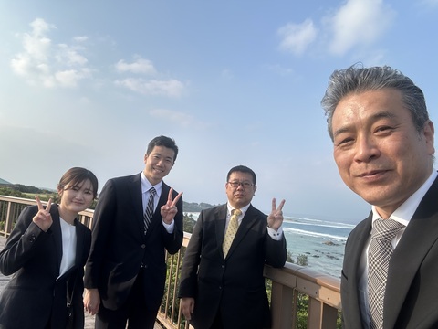 あやまる岬にて あやまる岬にて